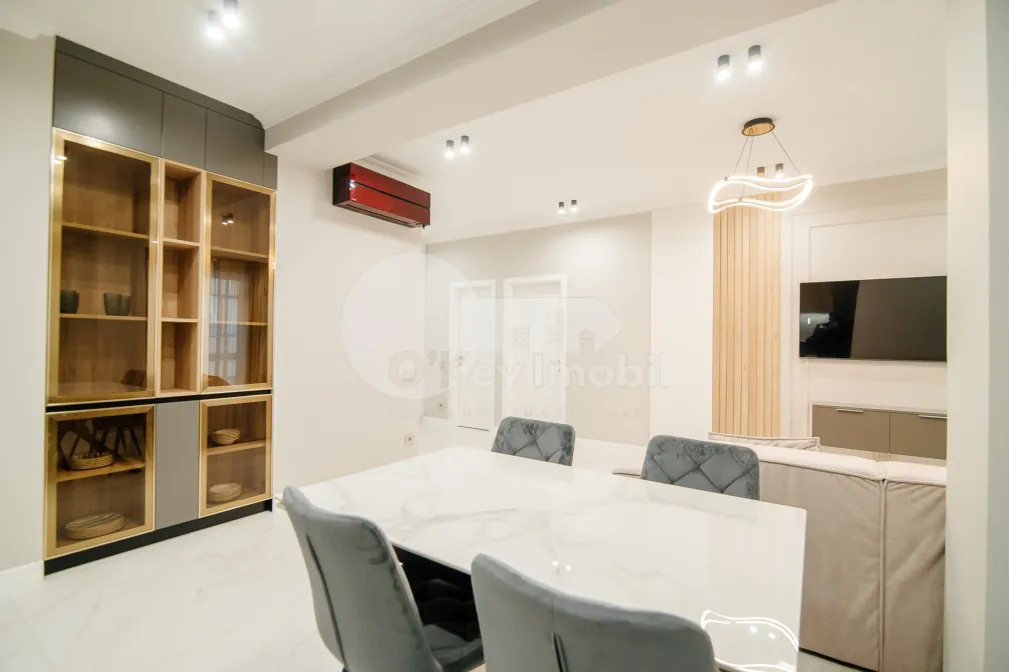 Квартира, Центр, ТРИКОЛОРУЛУЙ