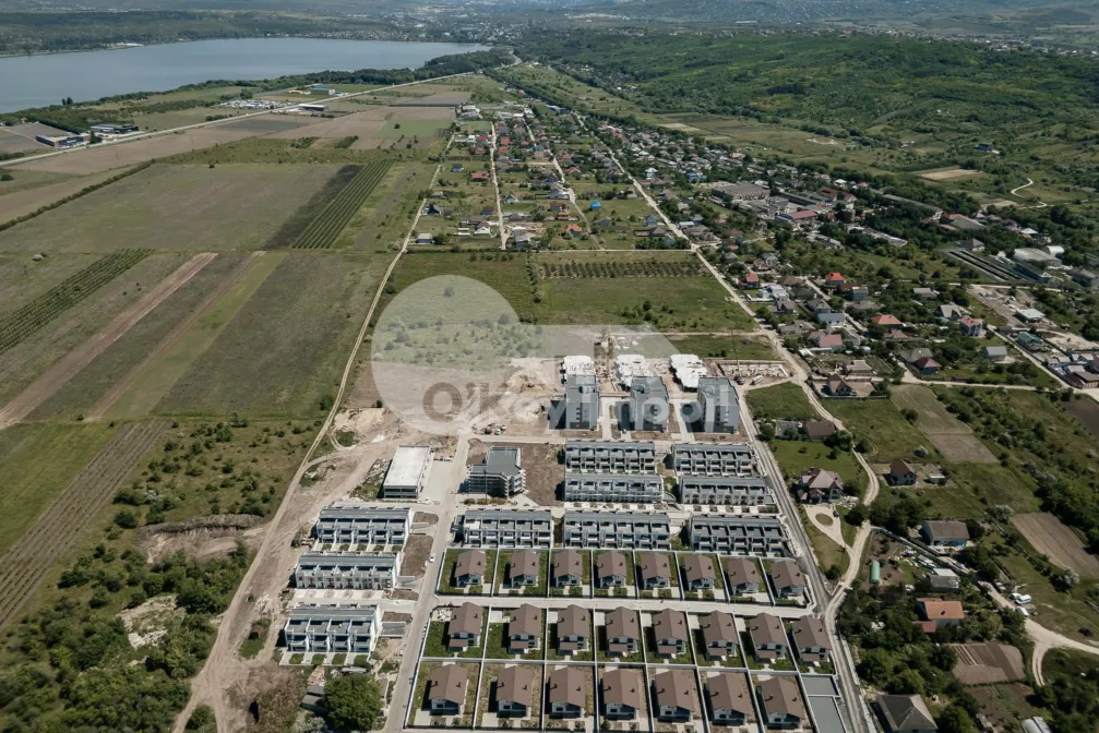 Таунхаус, КОЖУШНА