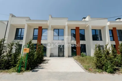 Townhouse, COJUȘNA