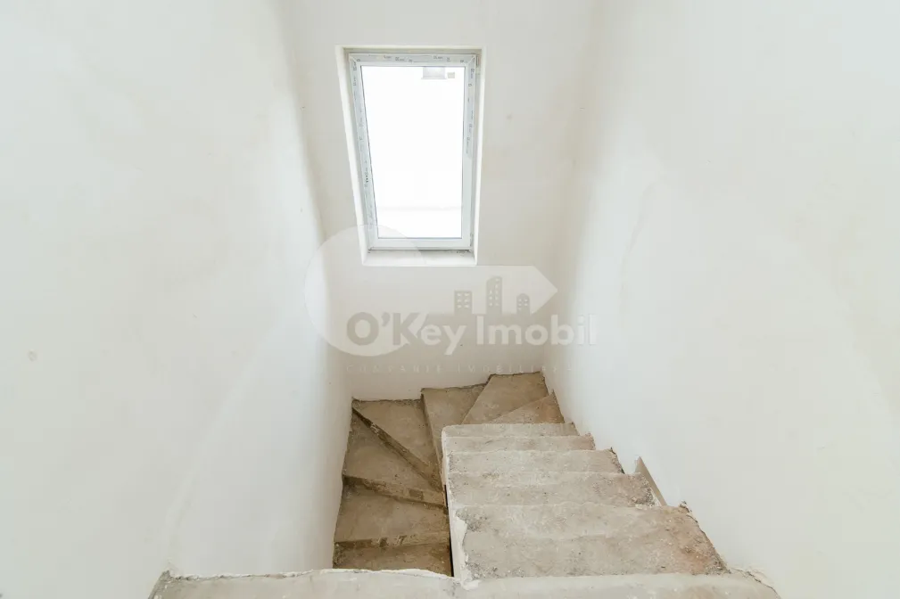 Дом, КОЖУШНА