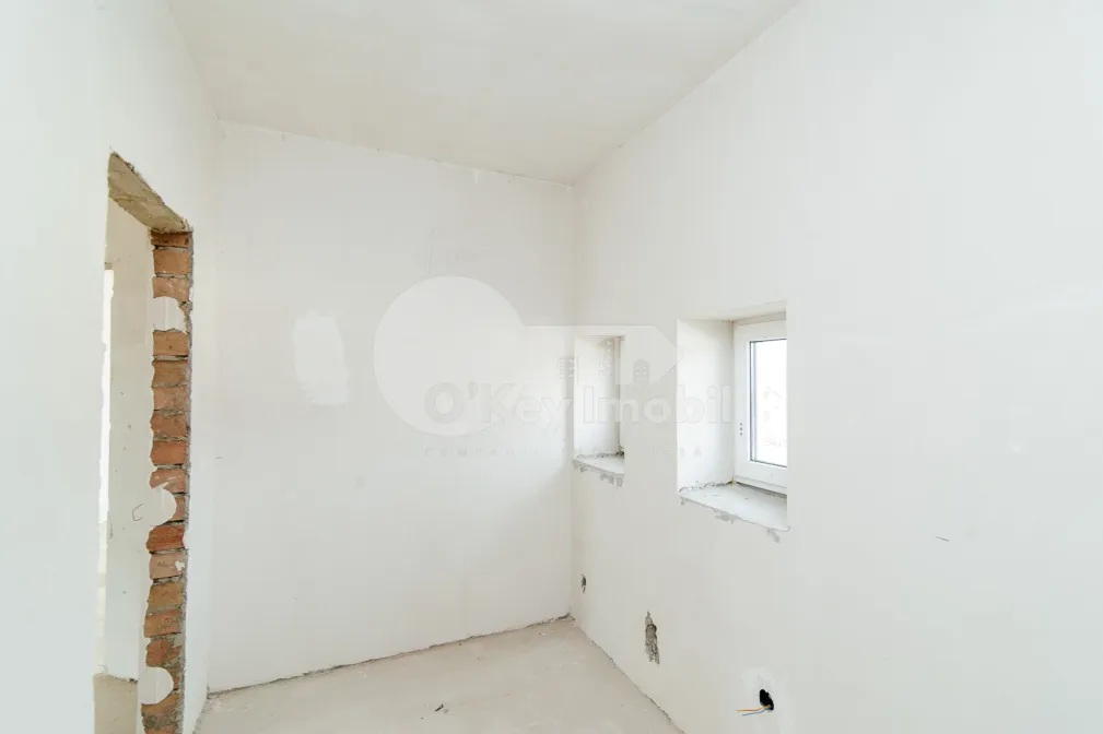 Дом, КОЖУШНА