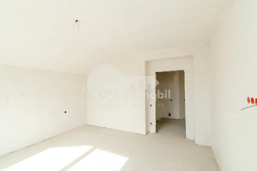 Дом, КОЖУШНА