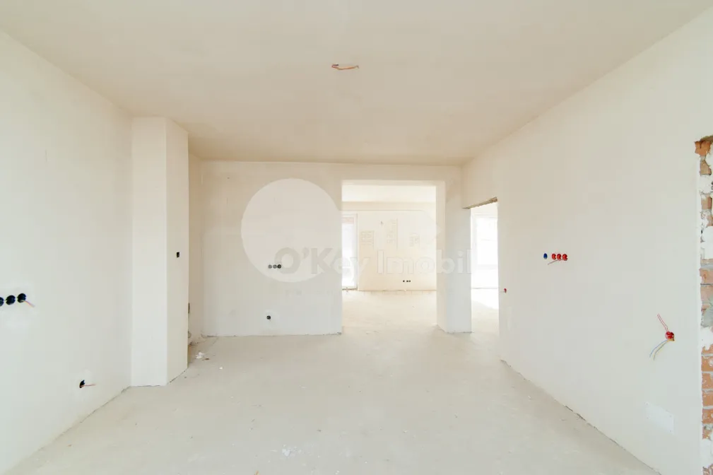 Дом, КОЖУШНА