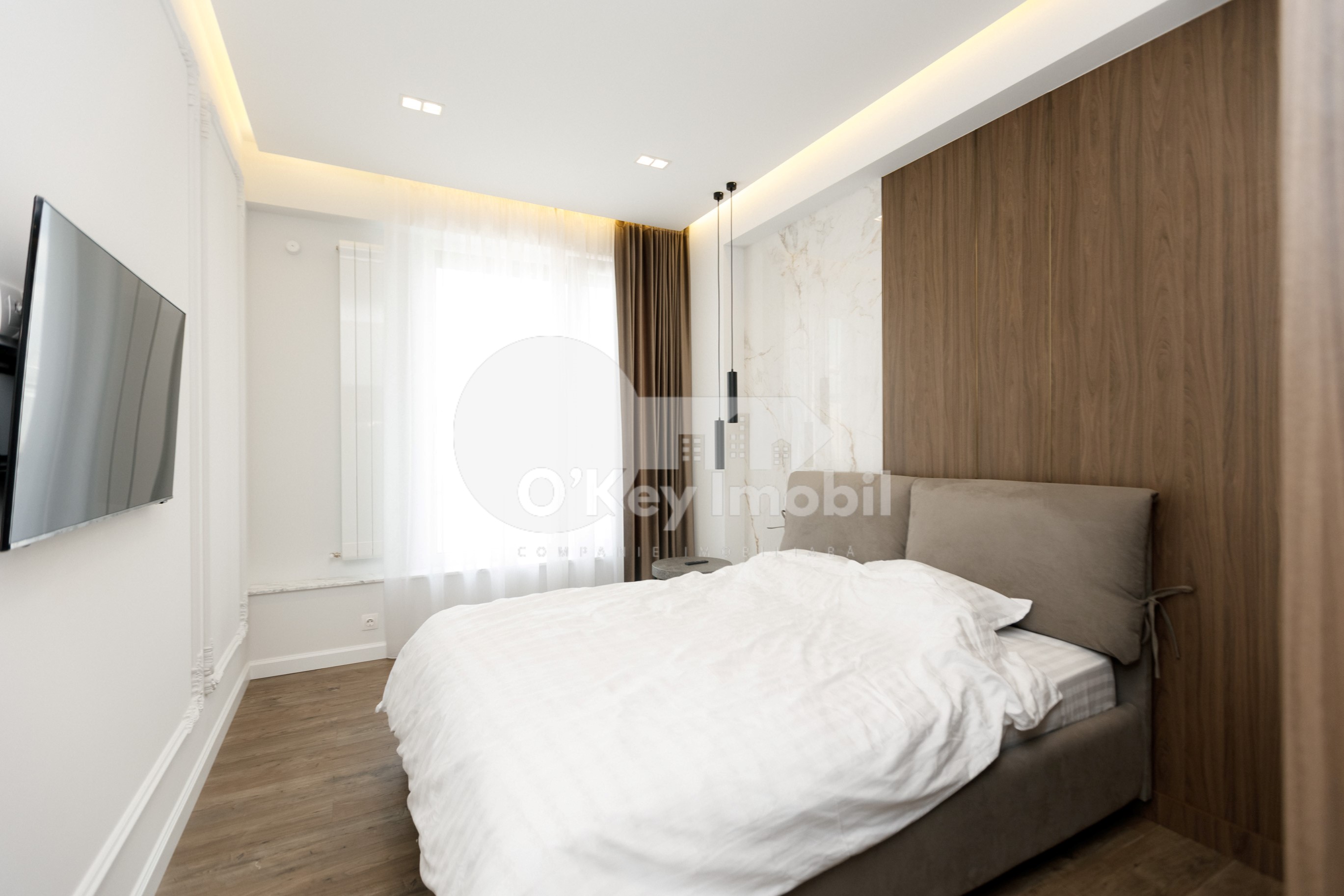 Apartament, Centru, MOARA ROȘIE