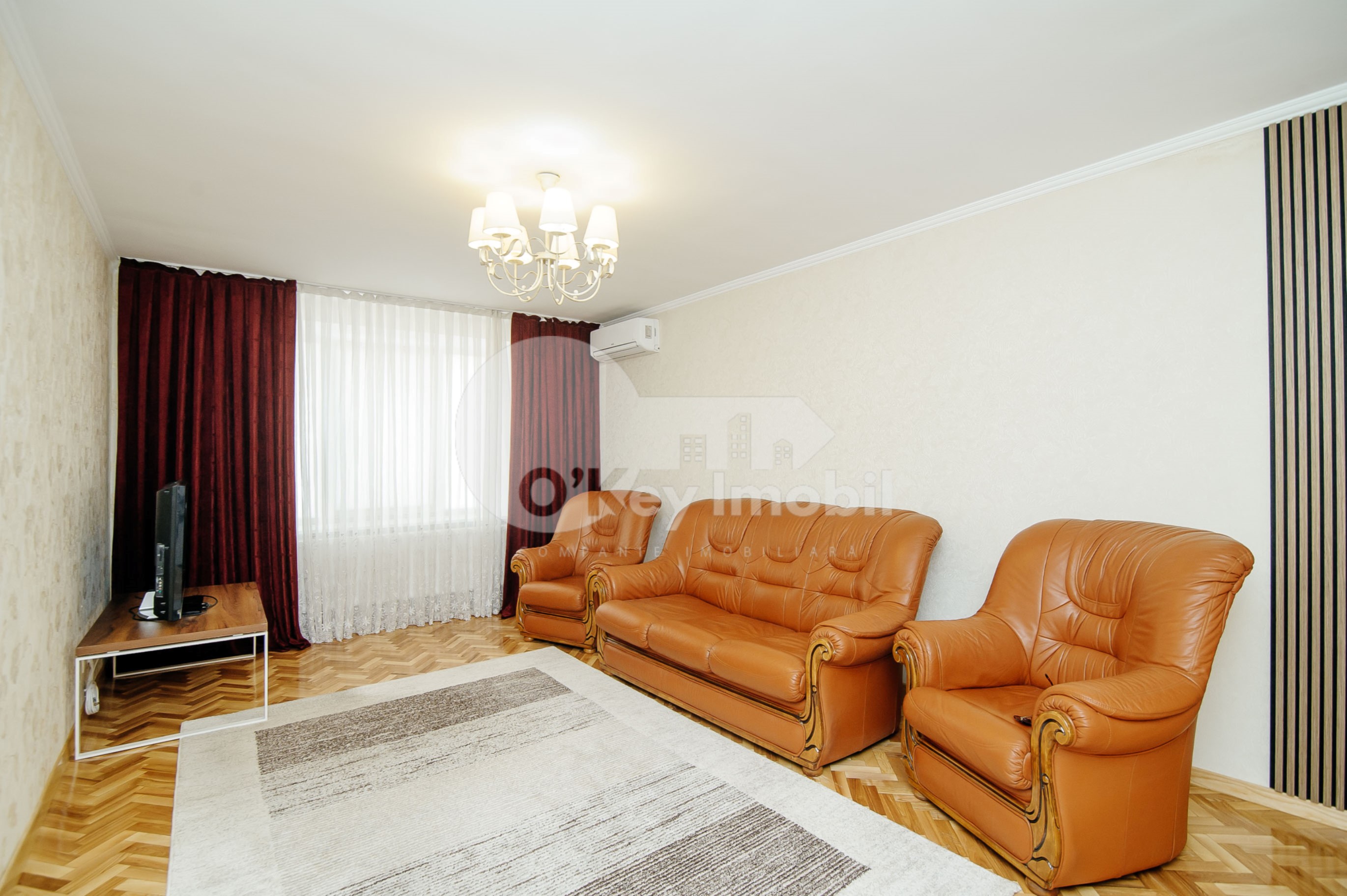 Apartament, Centru, PETRU MOVILĂ