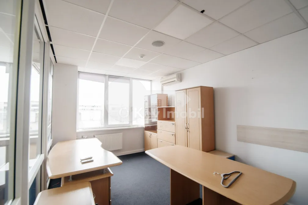 Офис, Буюканы, КАЛЯ ЕШИЛОР