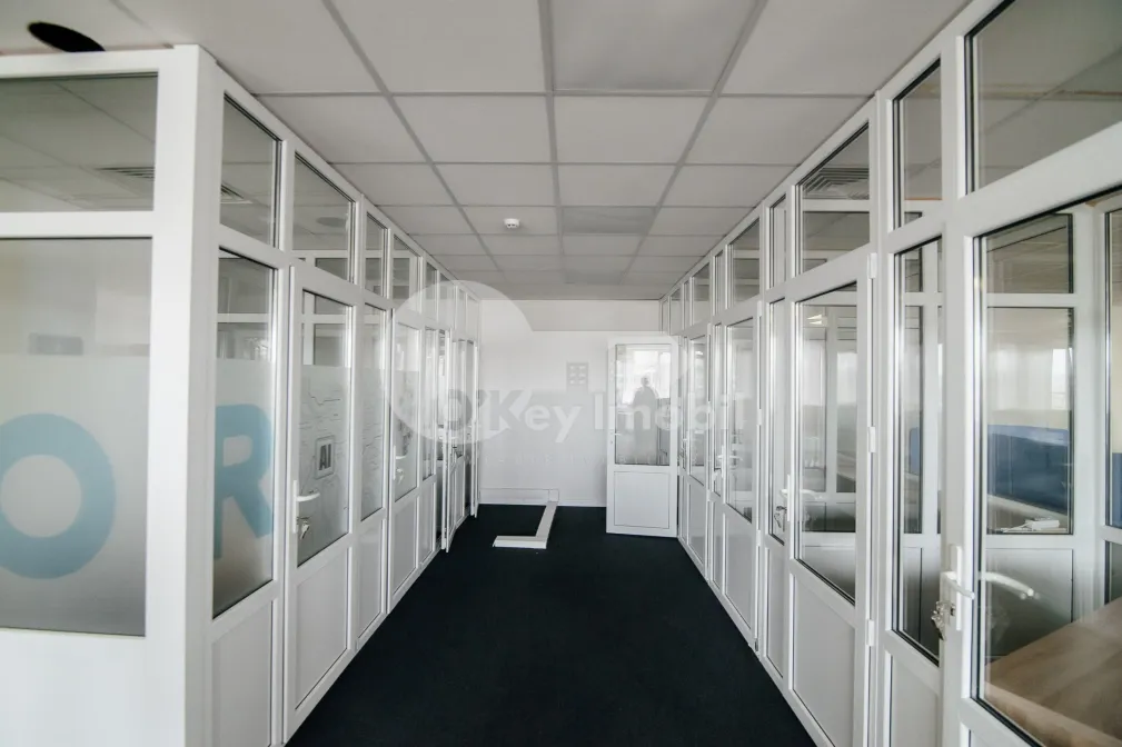 Офис, Буюканы, КАЛЯ ЕШИЛОР