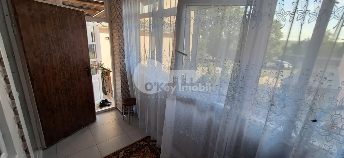 Apartament, IALOVENI