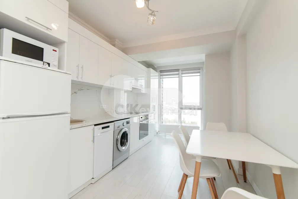 Квартира, Центр, Б. П. ХАЖДЕУ