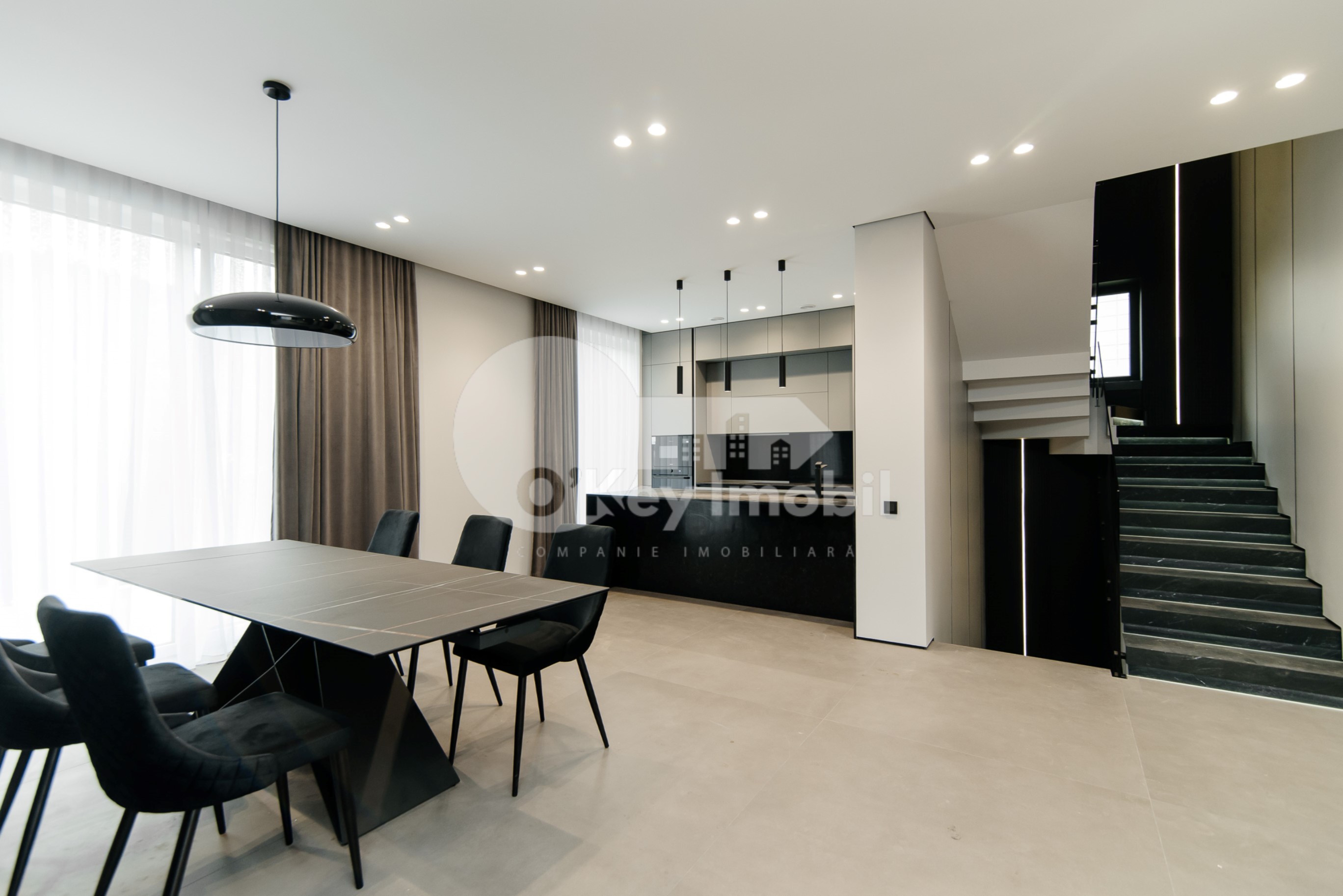 Casă, Botanica, PĂȘUNILOR