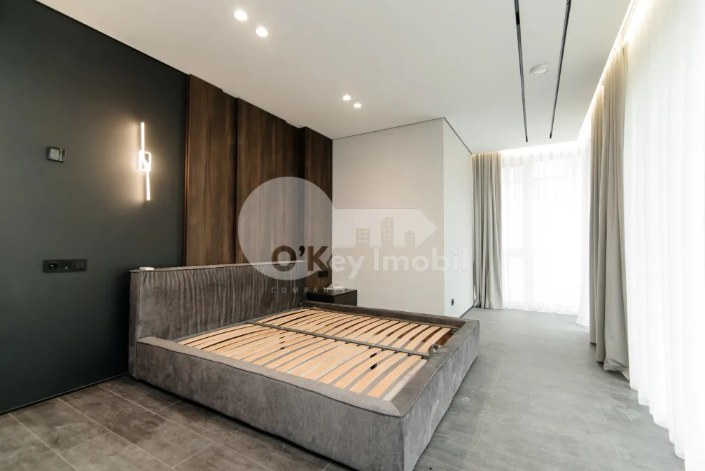 Casă, Botanica, PĂȘUNILOR