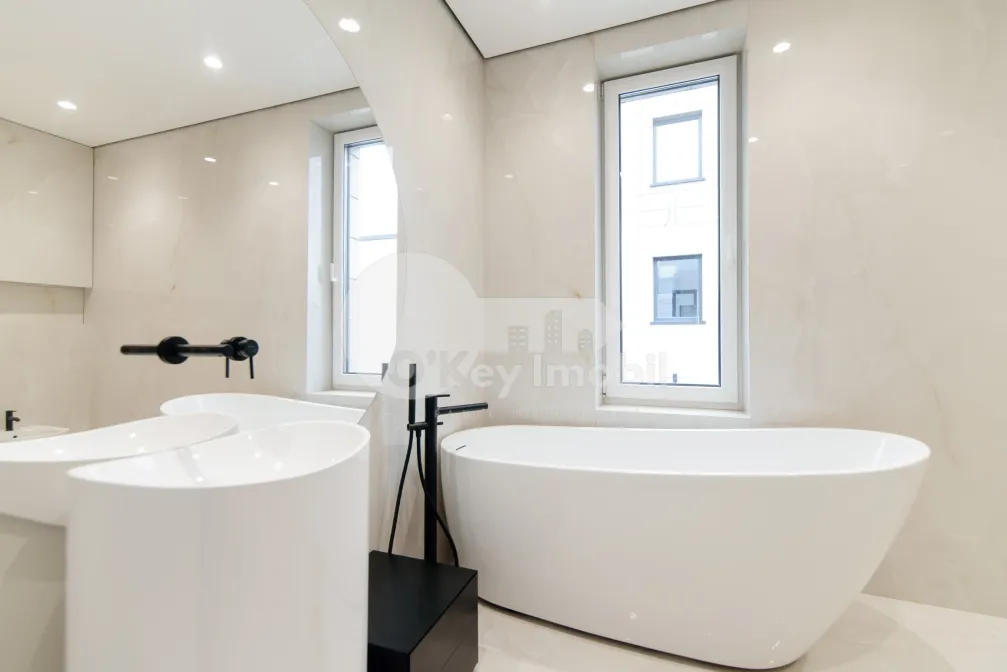 Casă, Botanica, PĂȘUNILOR