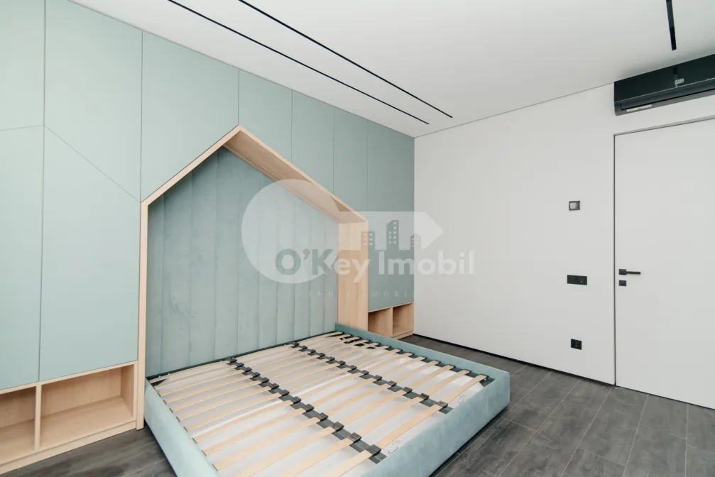 Casă, Botanica, PĂȘUNILOR