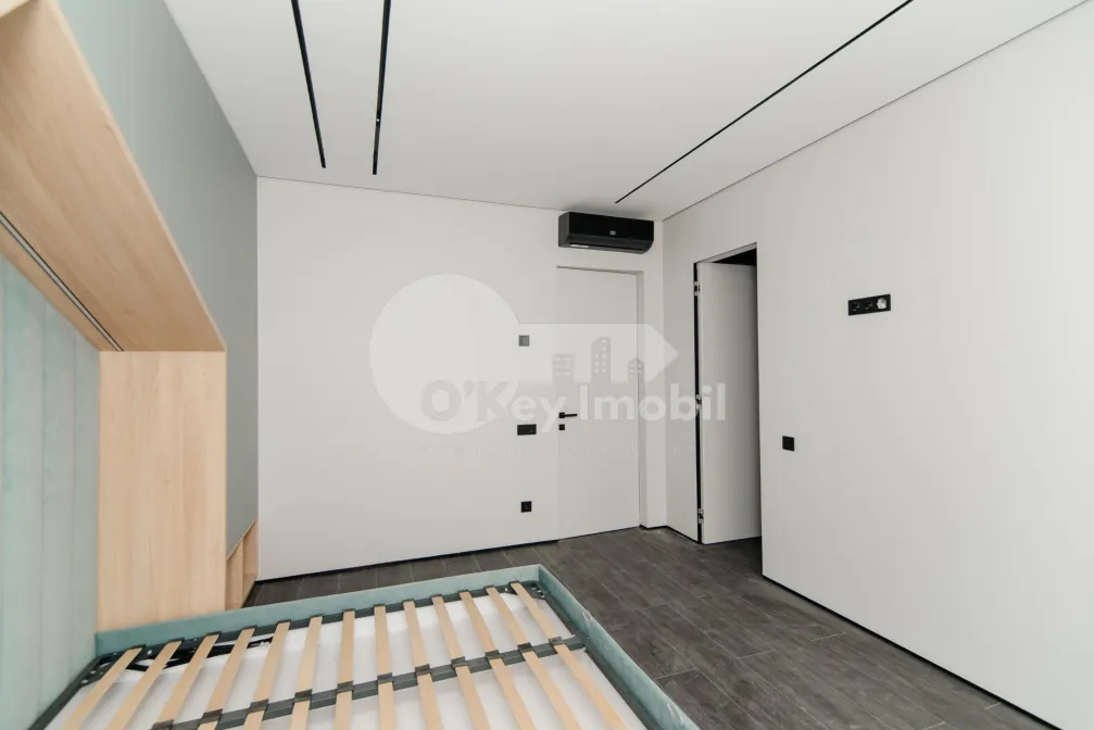 Casă, Botanica, PĂȘUNILOR