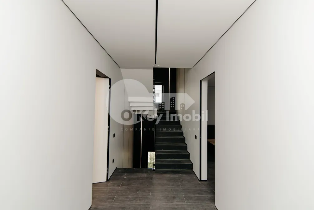 Casă, Botanica, PĂȘUNILOR