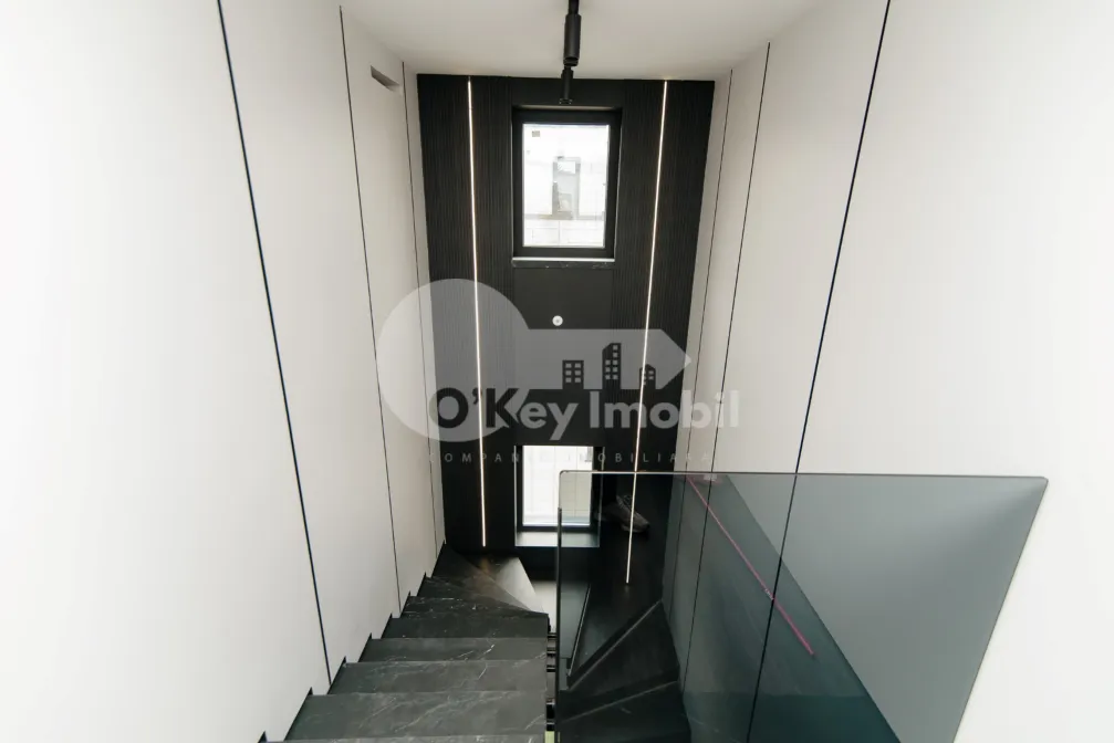 Casă, Botanica, PĂȘUNILOR