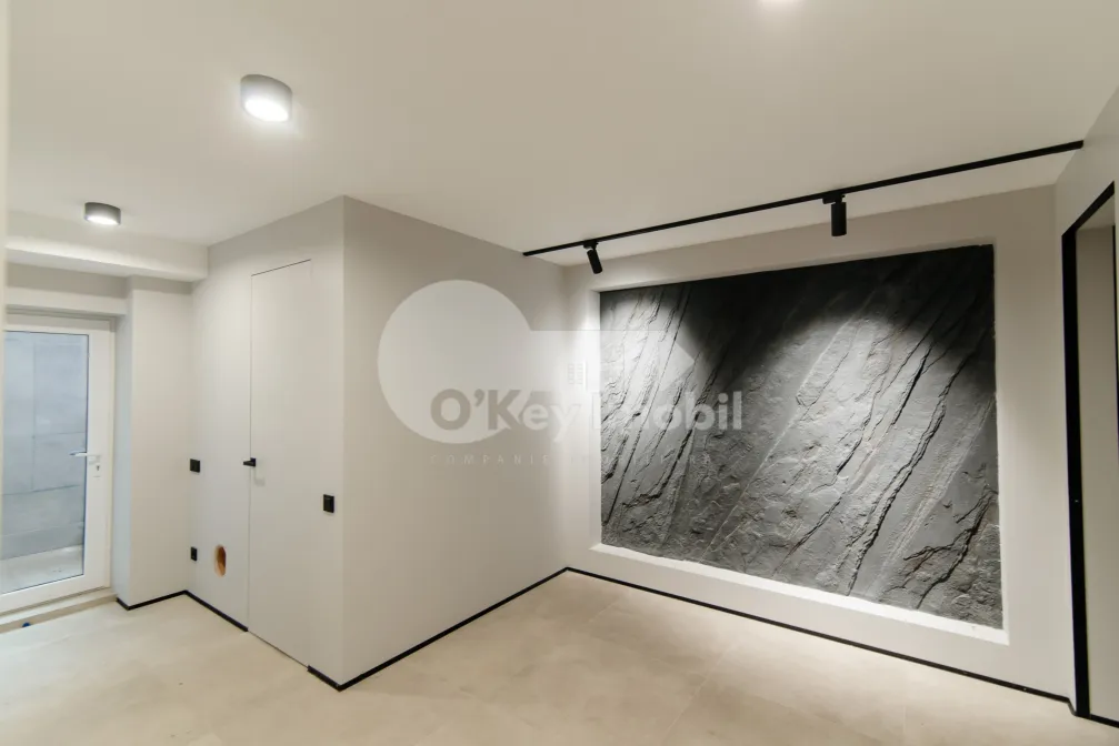 Casă, Botanica, PĂȘUNILOR