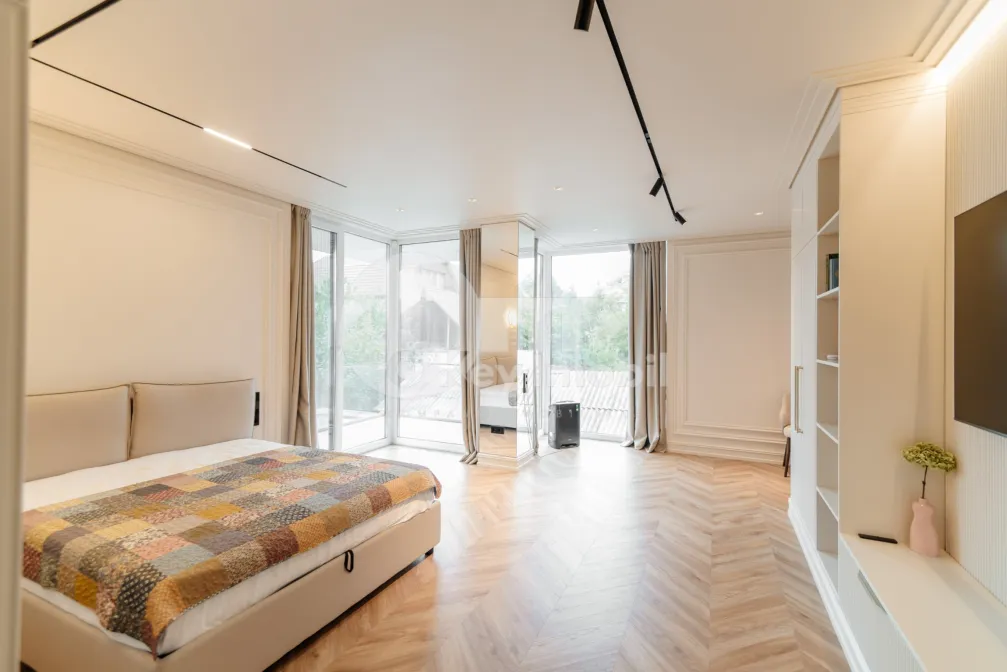 Casă, Telecentru, DRUMUL VIILOR