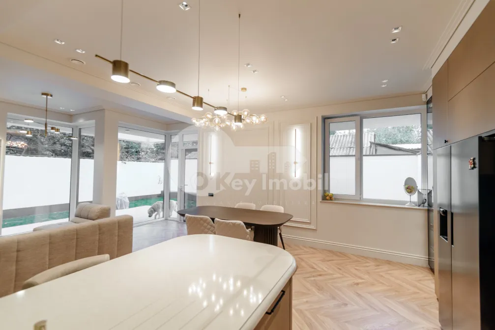 Casă, Telecentru, DRUMUL VIILOR