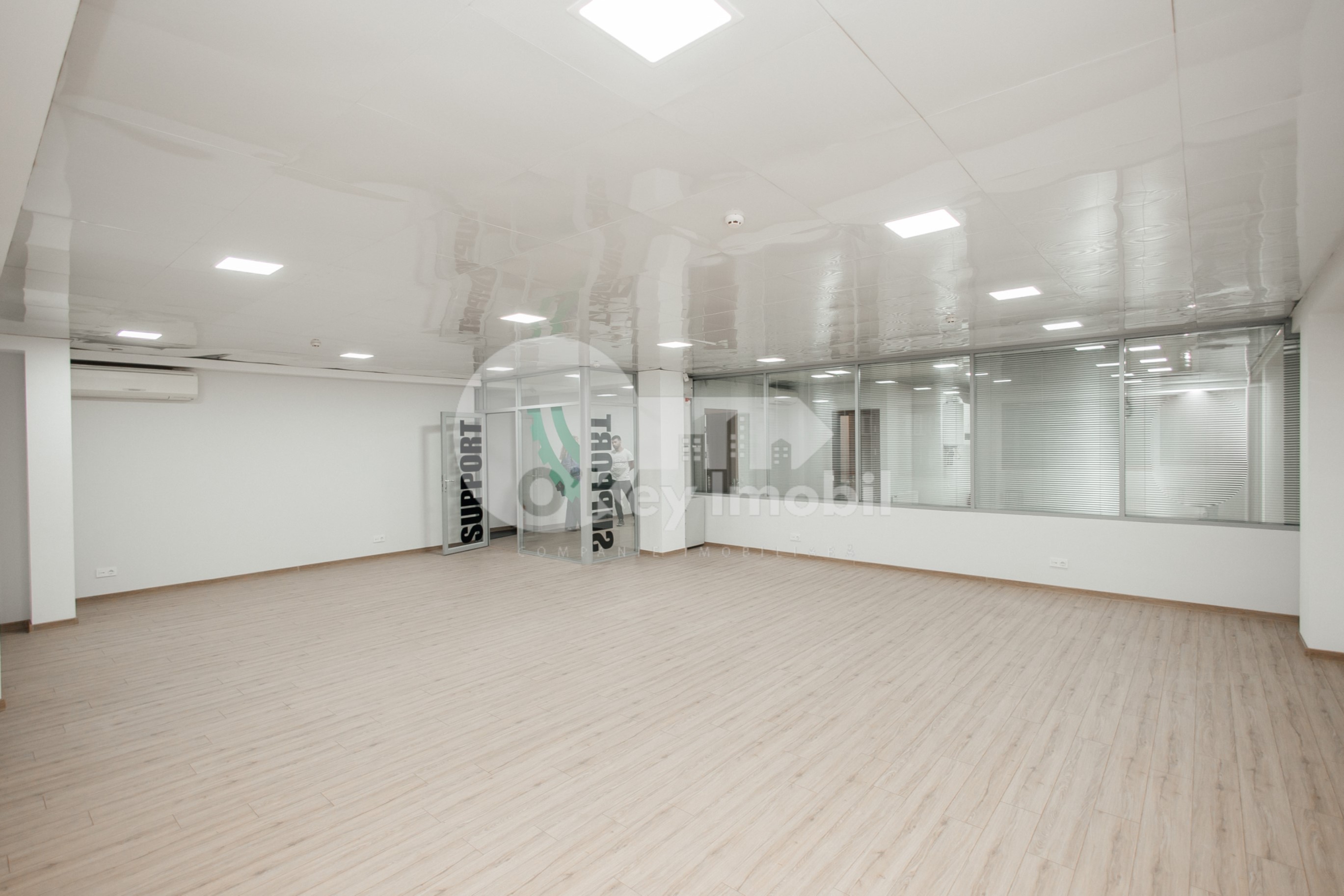 Oficiu, Centru, ȘTEFAN CEL MARE