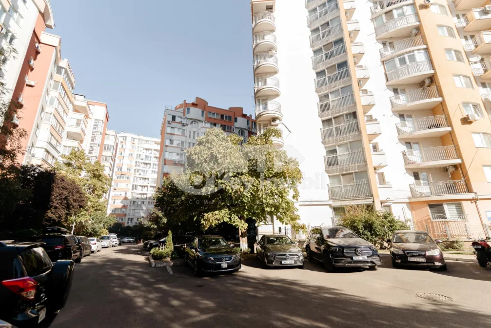 Офис, Центр, ВАЛЯ ТРАНДАФИРИЛОР