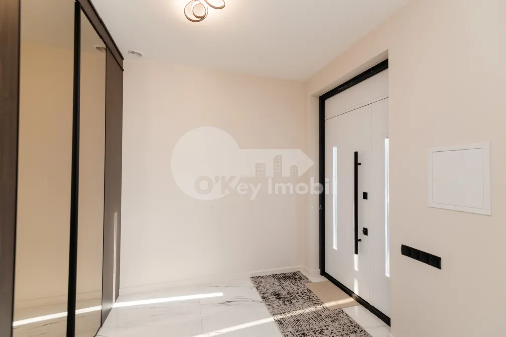 Duplex, Botanica, PĂȘUNILOR