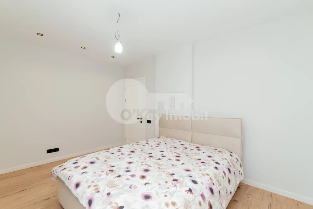 Duplex, Botanica, PĂȘUNILOR