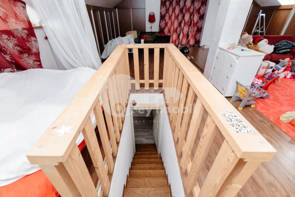 Дом, БУЮКАНЫ