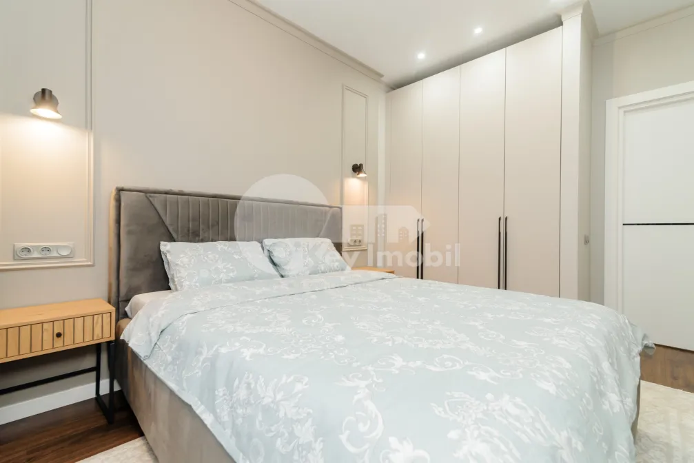 Apartament, Centru, PETRU MOVILĂ