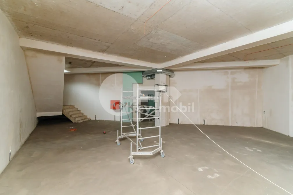 Spațiu comercial, DUMBRAVA