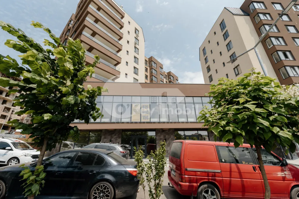 Spațiu comercial, DUMBRAVA