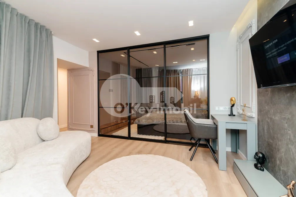 Квартира, Центр, М. ВАРЛААМ