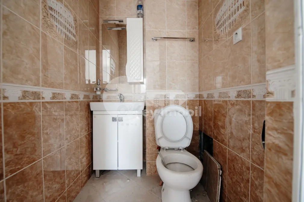 Spațiu comercial, Botanica, DECEBAL