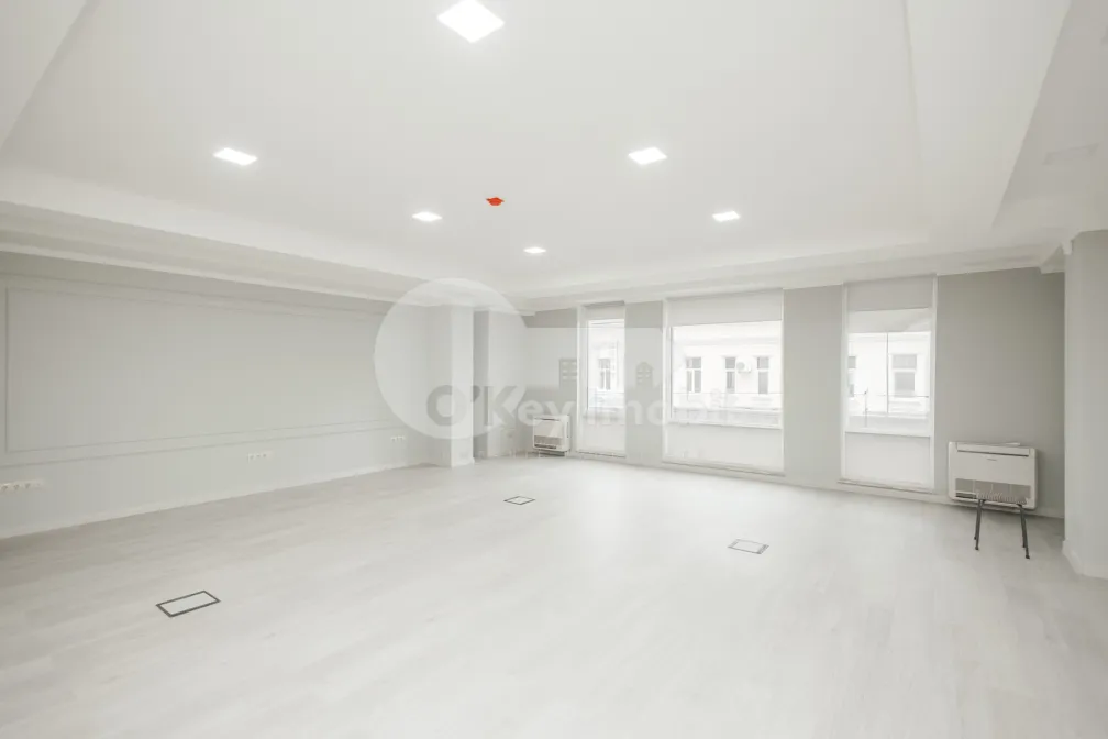 Oficiu, Centru, MIHAI EMINESCU