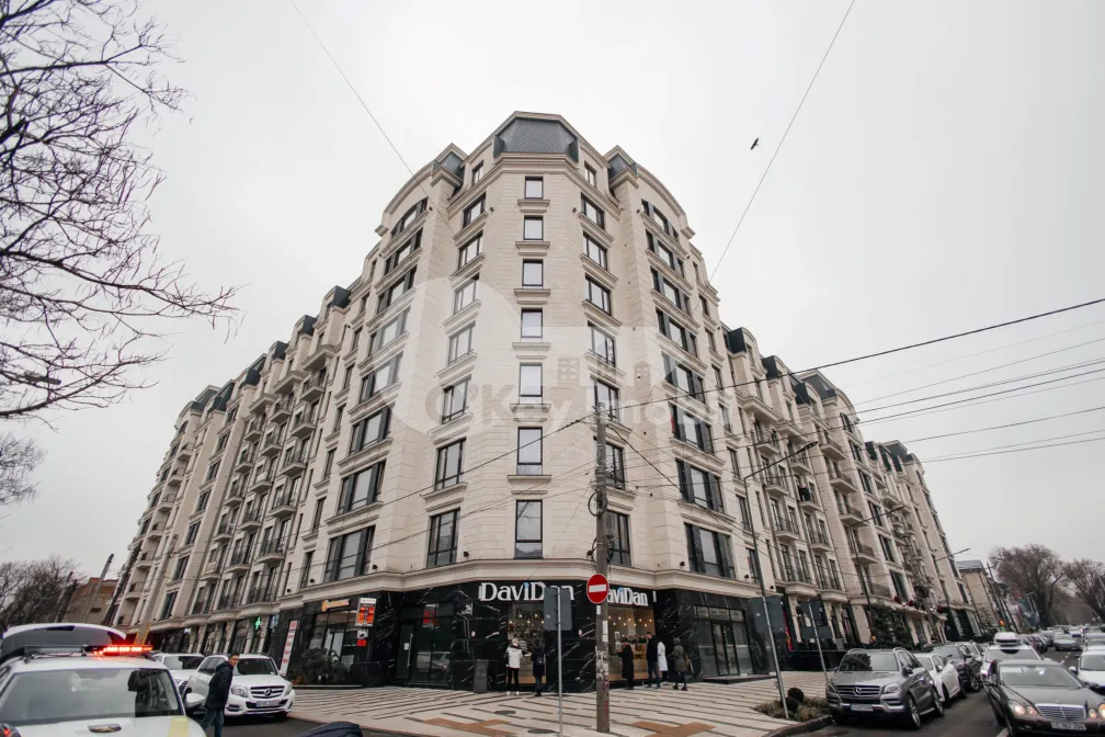 Офис, Центр, МИХАЙ ЕМИНЕСКУ