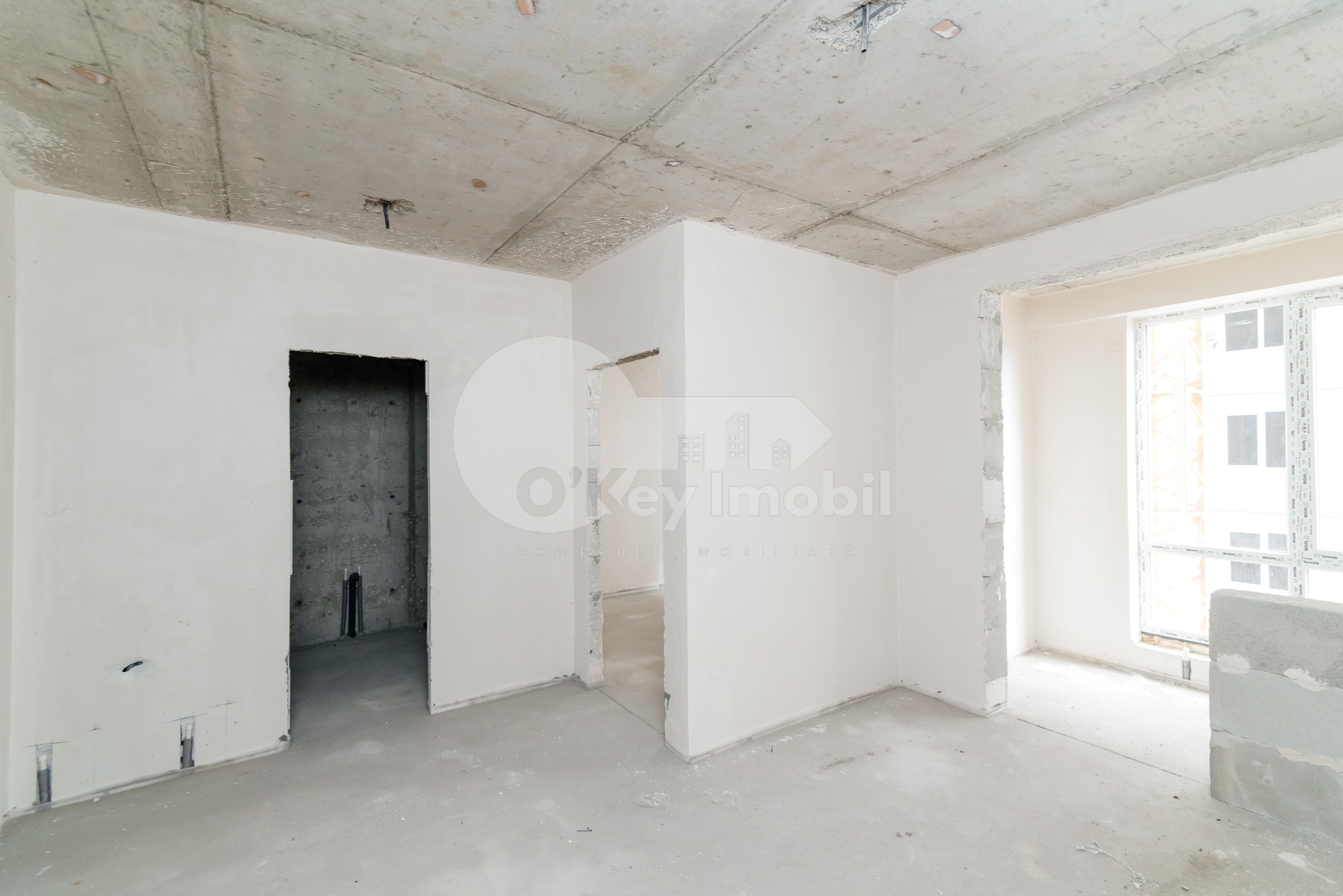 Apartament, STRĂȘENI