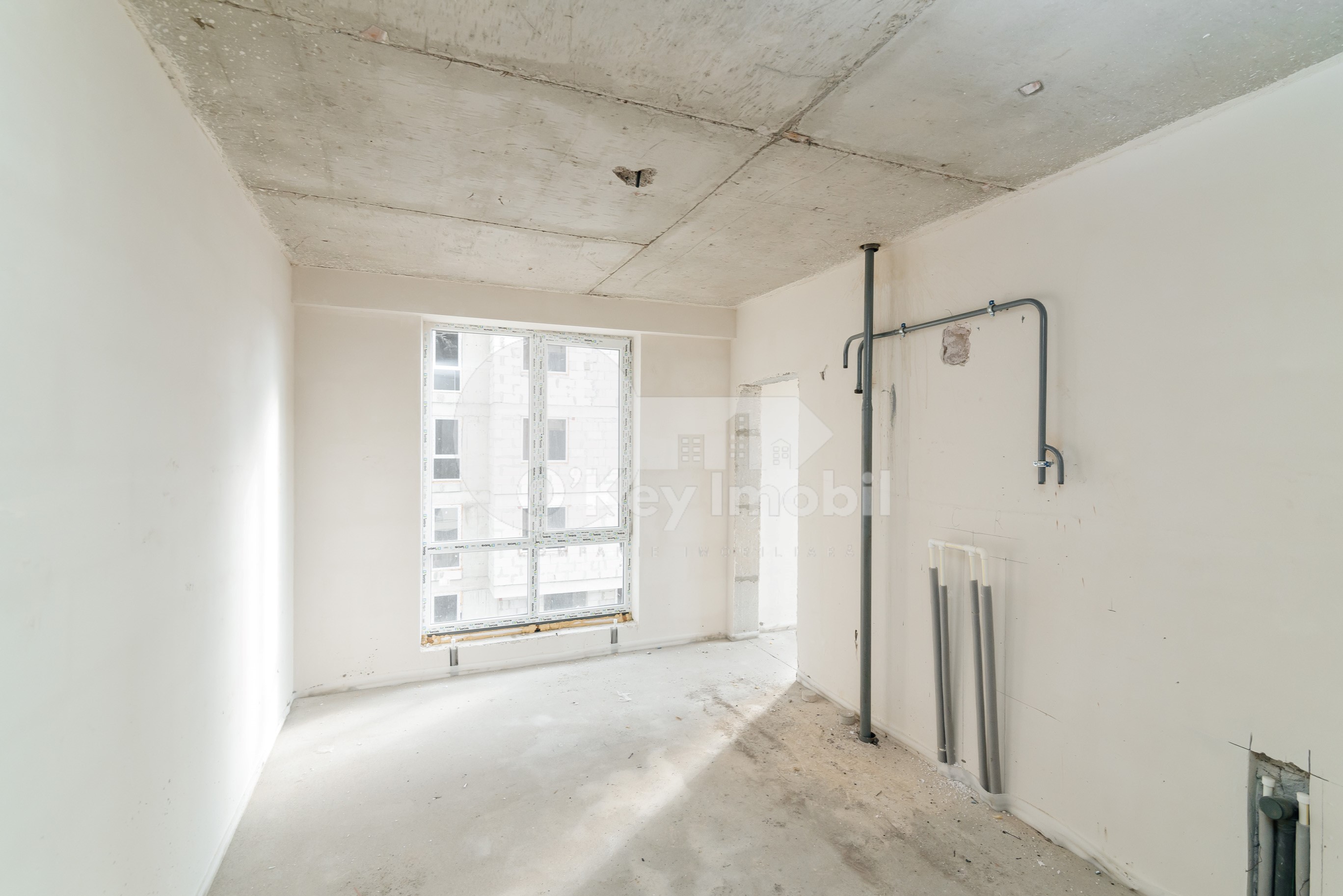 Apartament, STRĂȘENI