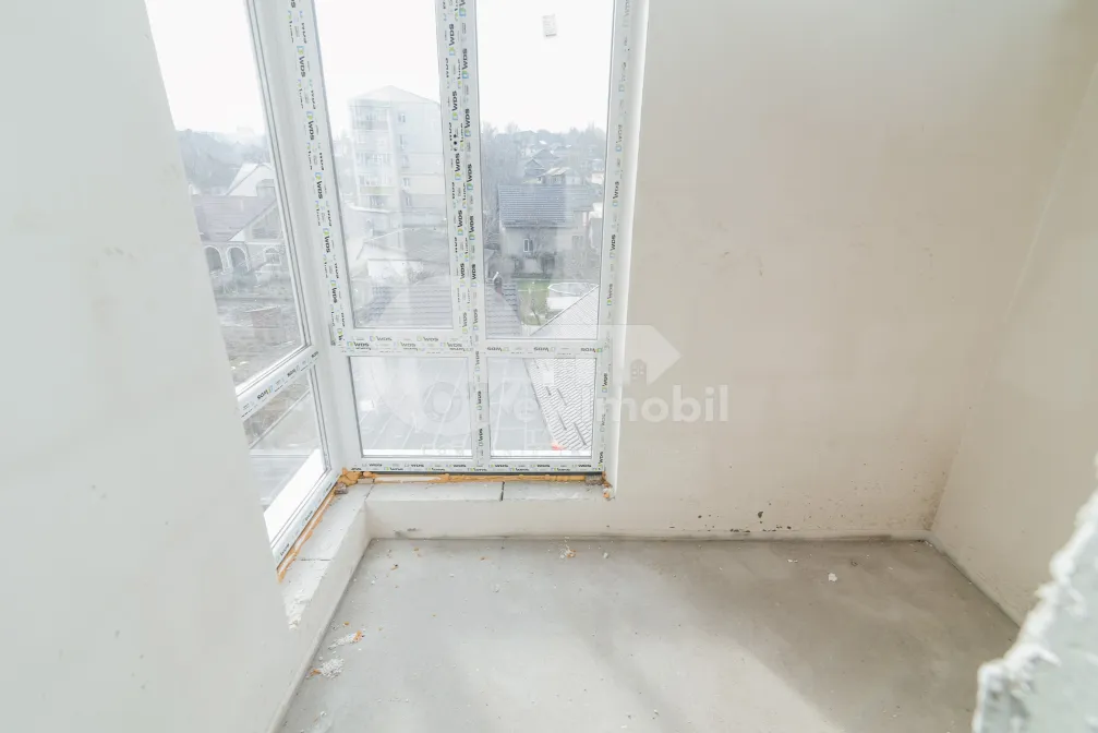 Apartament, STRĂȘENI