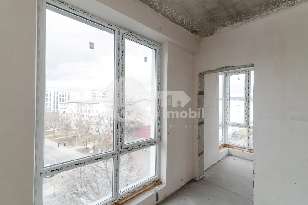 Apartament, STRĂȘENI