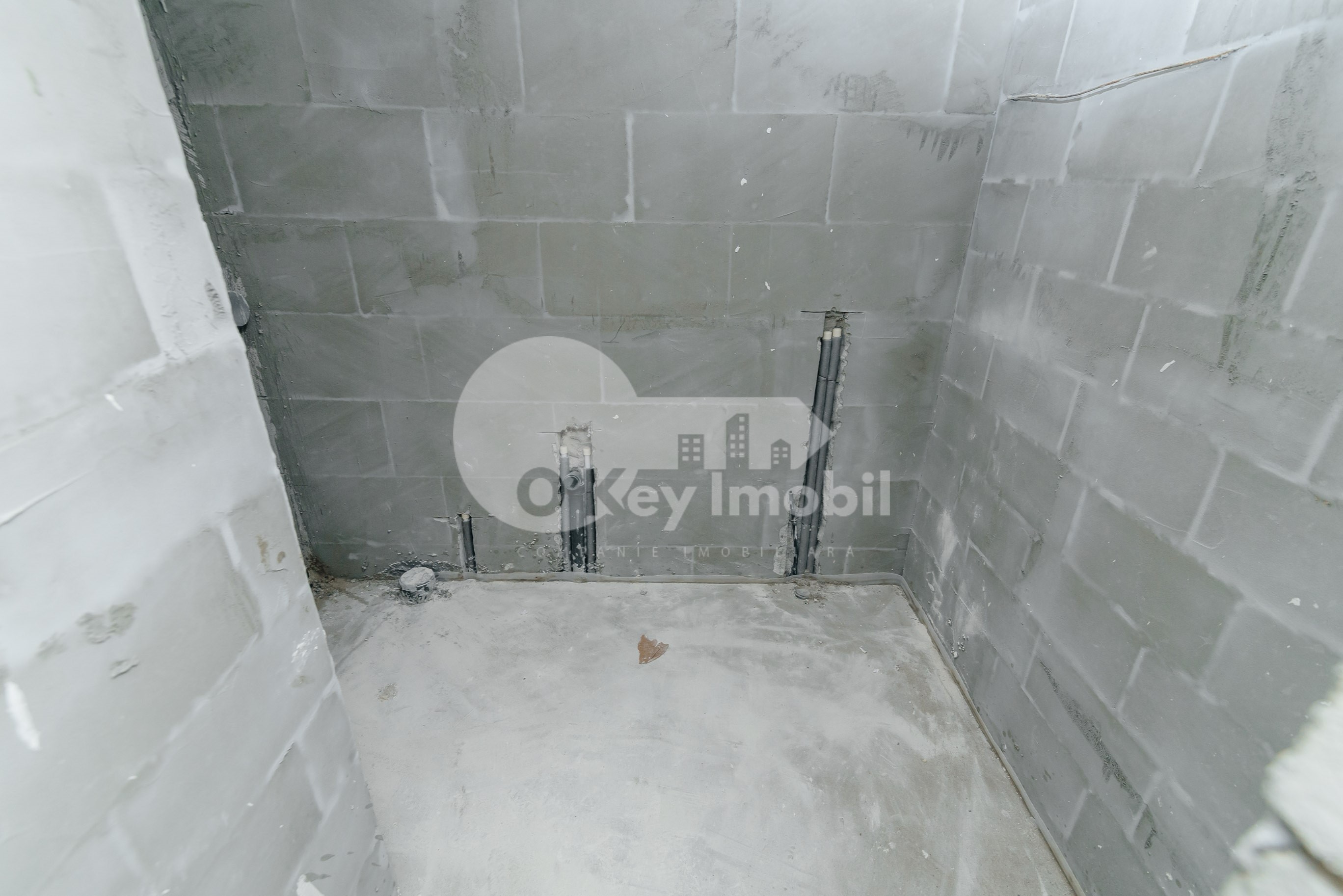 Apartament, STRĂȘENI