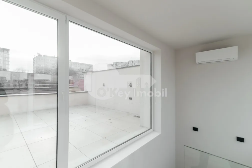 Casă, Centru, LACULUI