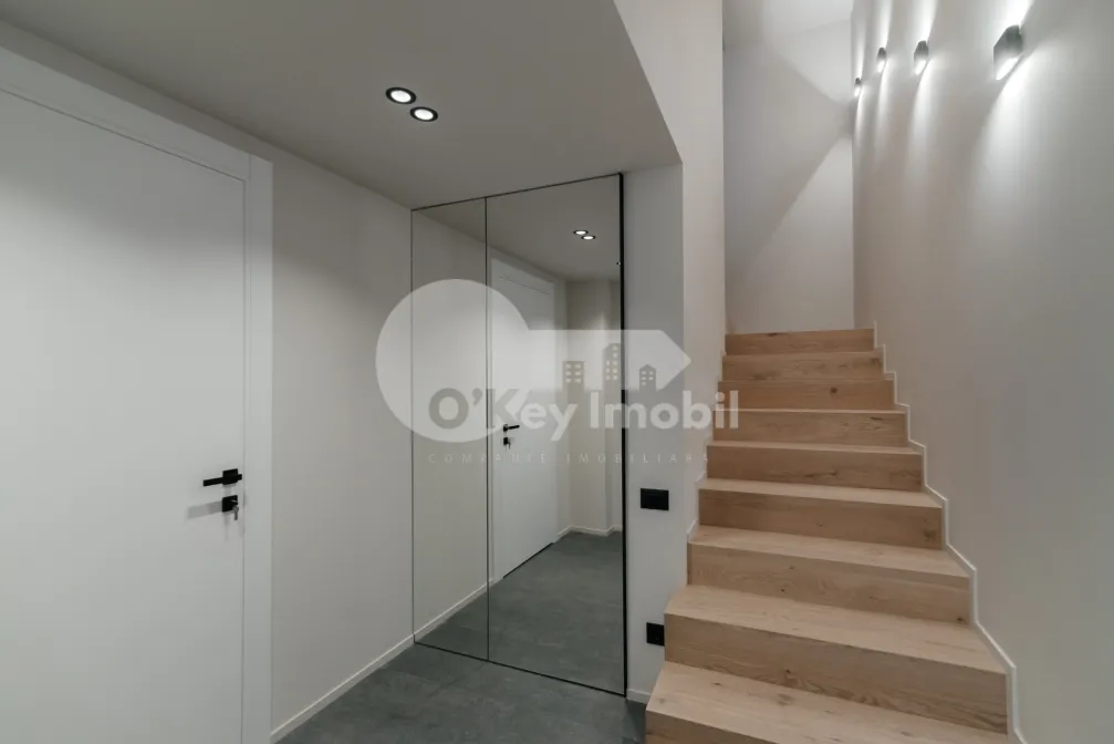 Casă, Centru, LACULUI