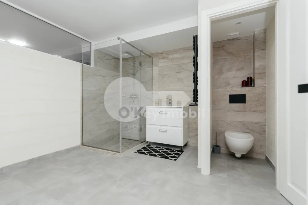 Casă, Botanica, PĂȘUNILOR