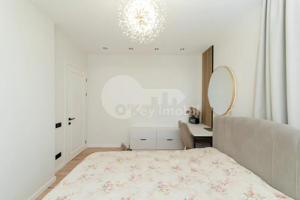 Casă, Botanica, PĂȘUNILOR