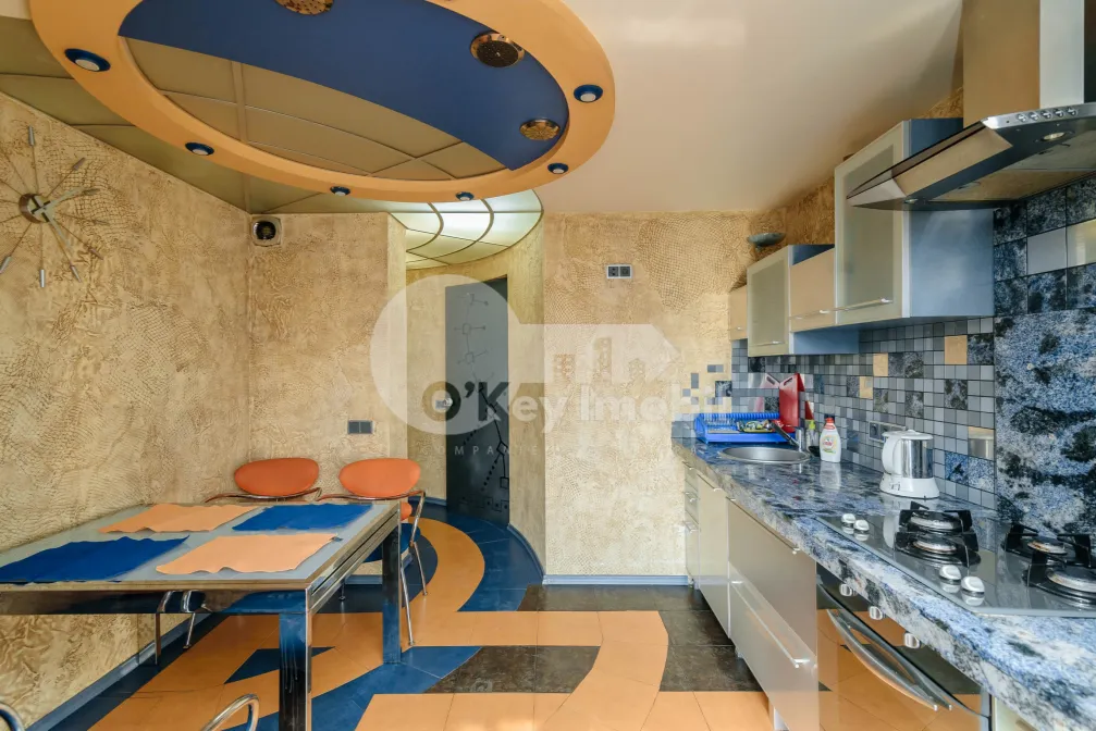 Квартира, Центр, A. ПУШКИНА