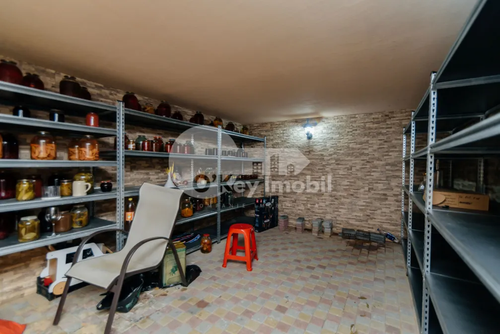 Дом, Рышкановка, ВАЛЯ АЛБЭ