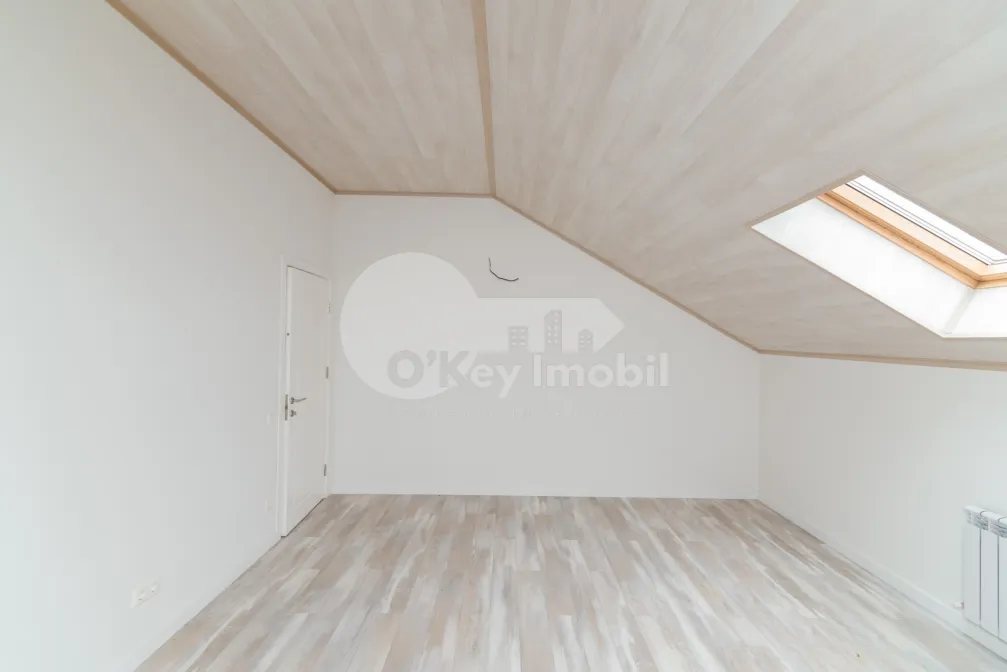 Oficiu, Centru, SFATUL ȚĂRII