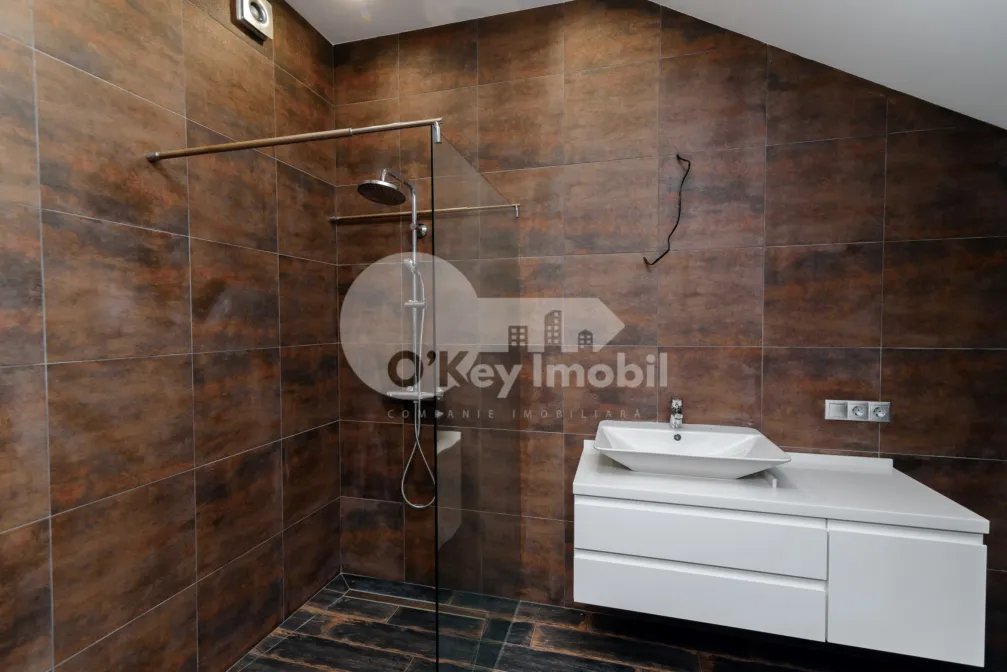 Oficiu, Centru, SFATUL ȚĂRII