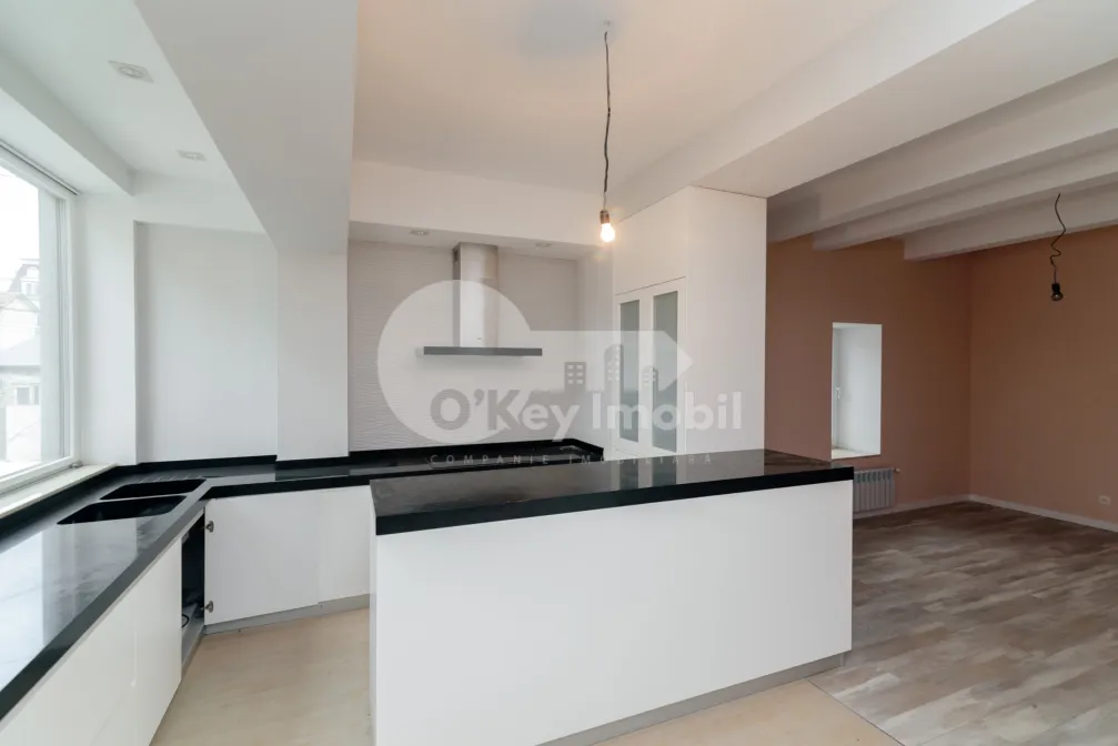 Oficiu, Centru, SFATUL ȚĂRII