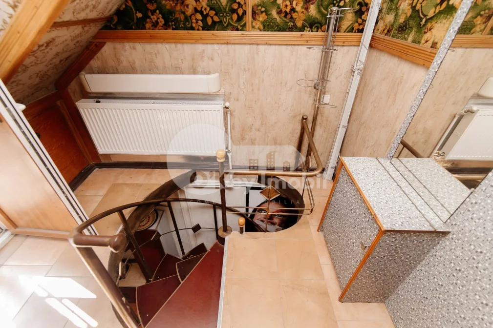 Квартира, Ботаника, САРМИЗЕДЖЕТУСА